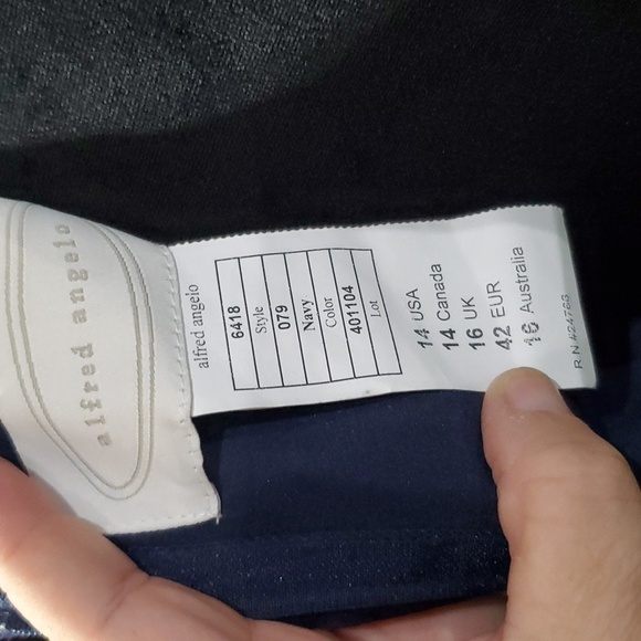 Alfred Angelo formal satin sleeveless top nwt - Picture 6 of 7